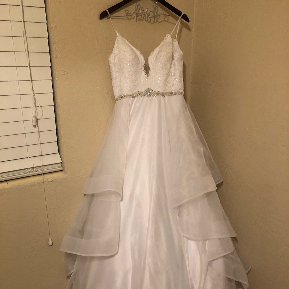 True White wedding dress
